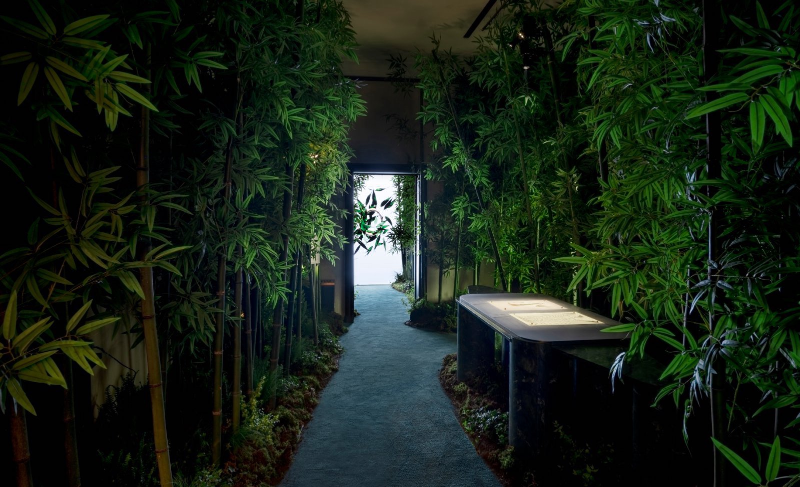 古驰在上海为竹节包举办展览	，泡泡玛特盯上了《海绵宝宝》｜是日美好事物  第16张